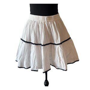Madison Mathews Mini Skirt Size M White‎ Navy Lace Boho Beachy Resort Western